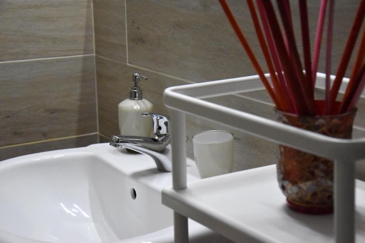 A Casa Di Anna - Locazione Turistica - Hotel Matera Buitenkant foto